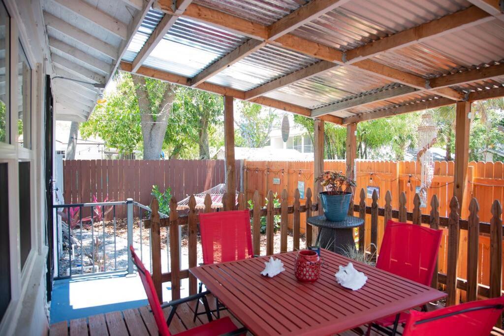 Two Bedroom Ranch With Private Deck Close To Beach Lake Worth Beach Exteriér fotografie