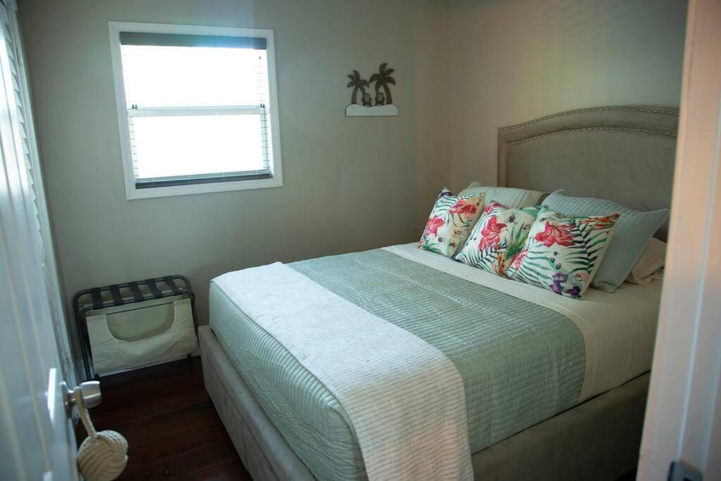 Two Bedroom Ranch With Private Deck Close To Beach Lake Worth Beach Exteriér fotografie